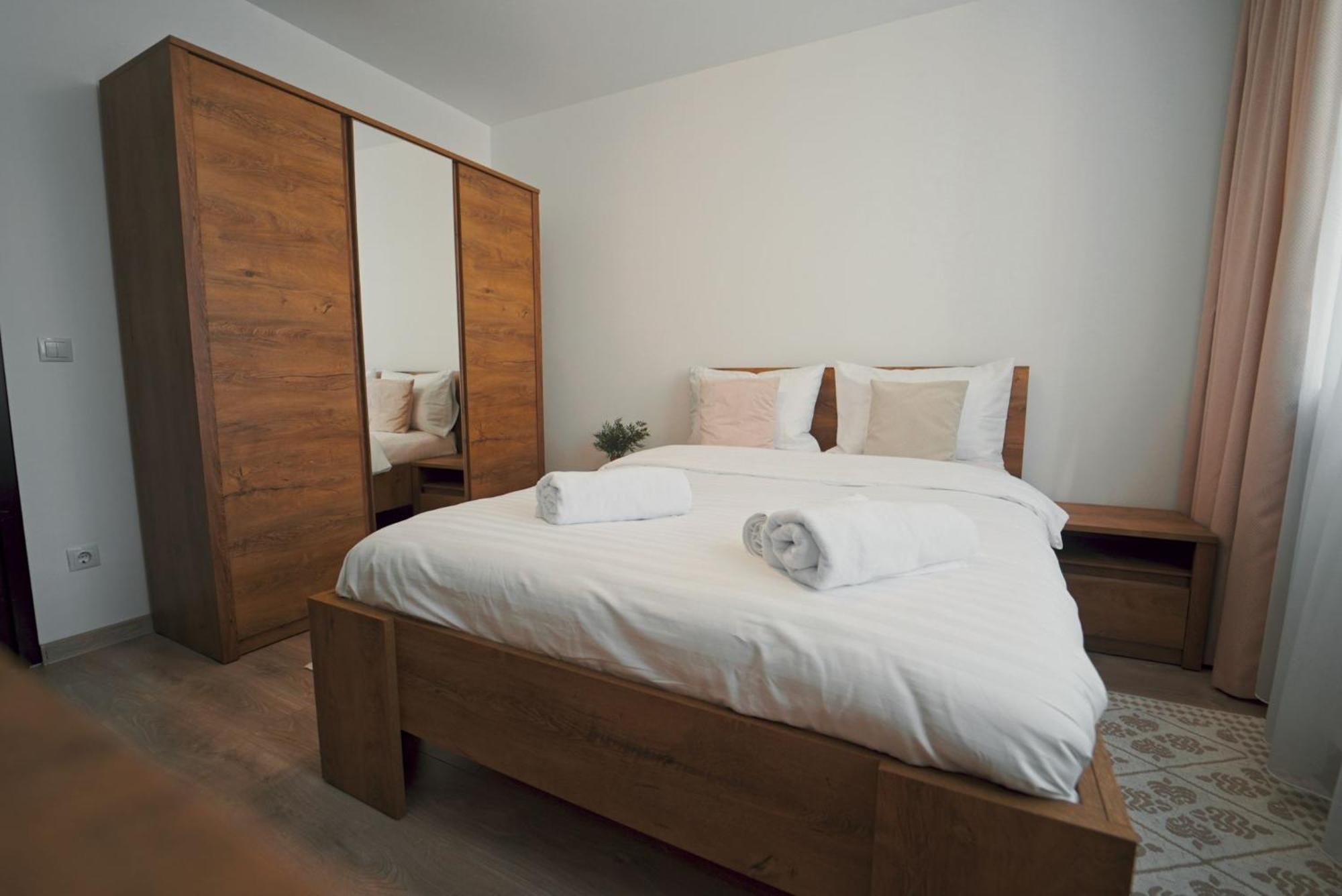 Luxury Apartament Ultracentral Of Suceava Esplanada Luaran gambar