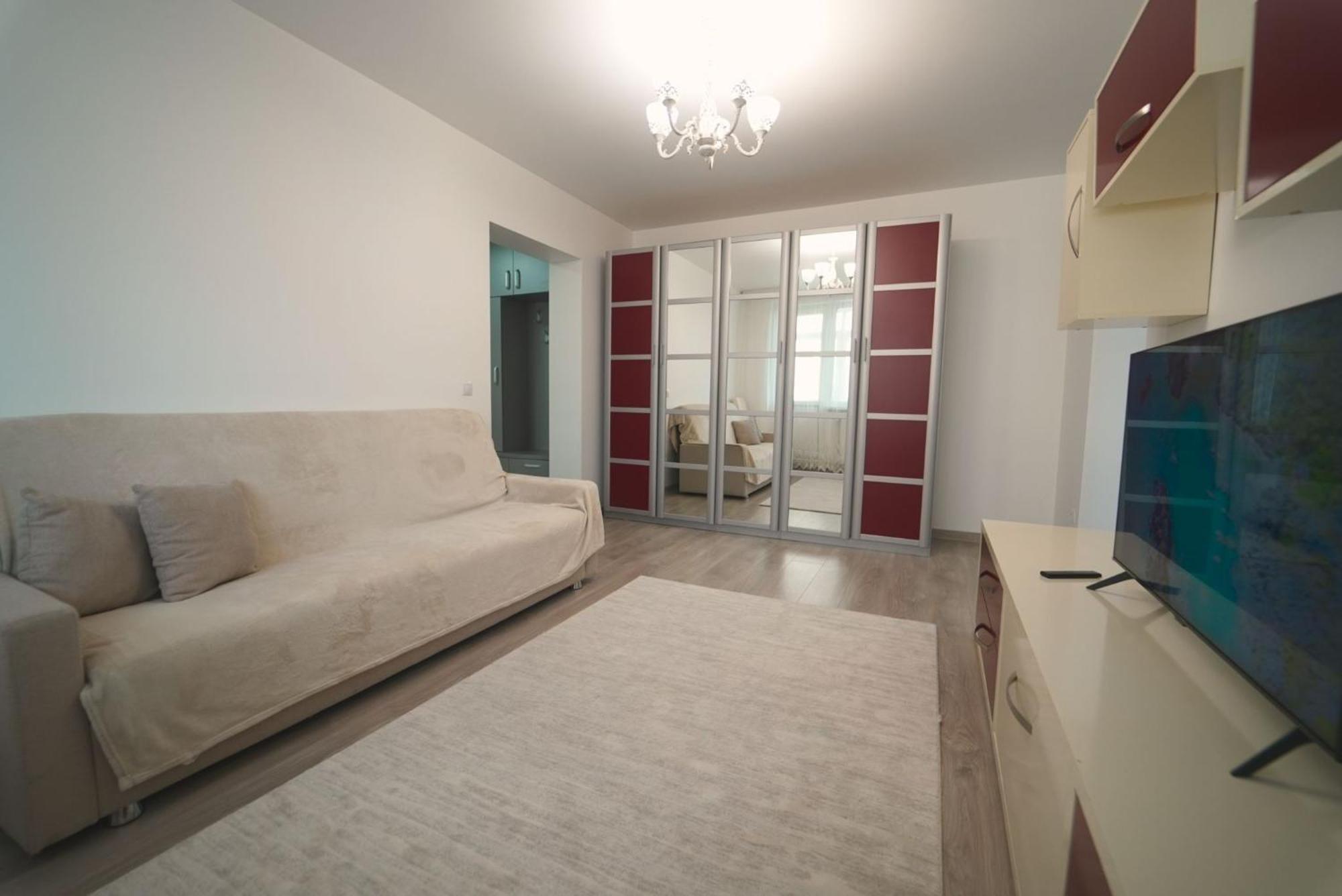 Luxury Apartament Ultracentral Of Suceava Esplanada Luaran gambar