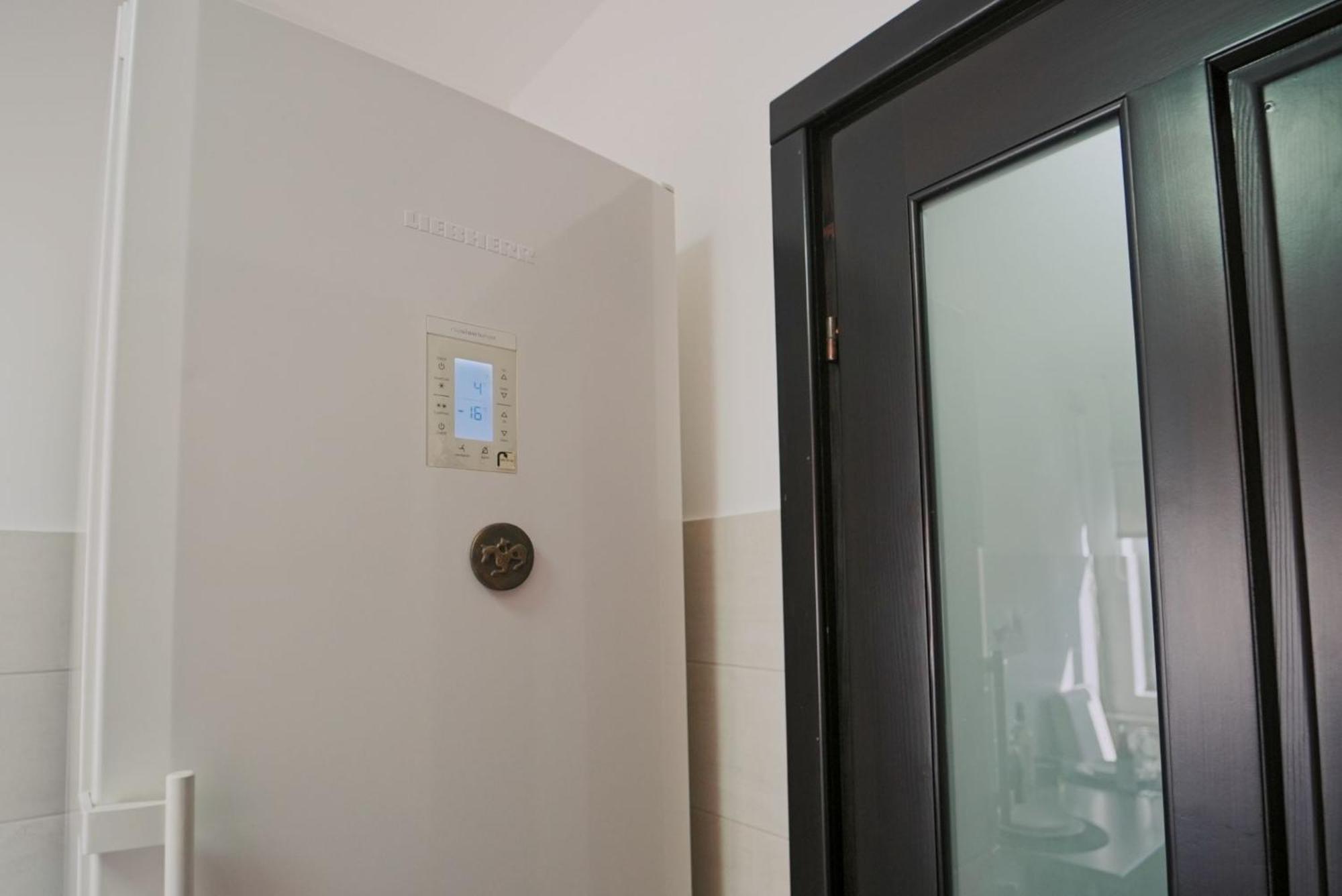 Luxury Apartament Ultracentral Of Suceava Esplanada Luaran gambar